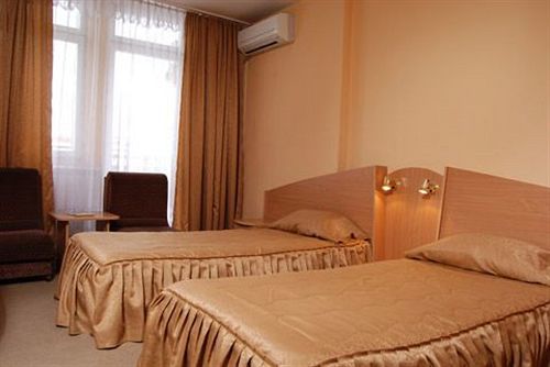 Elbrus Hotel Pazardjik Extérieur photo