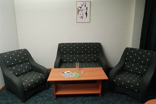 Elbrus Hotel Pazardjik Extérieur photo