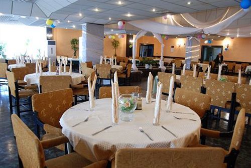 Elbrus Hotel Pazardjik Extérieur photo